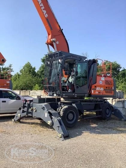 Used Atlas Material Handler in yard